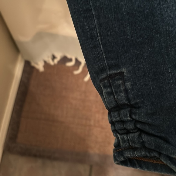 Loft Curvy Skinny Ruched Hem Jeans Sz. 14 - Picture 4 of 4